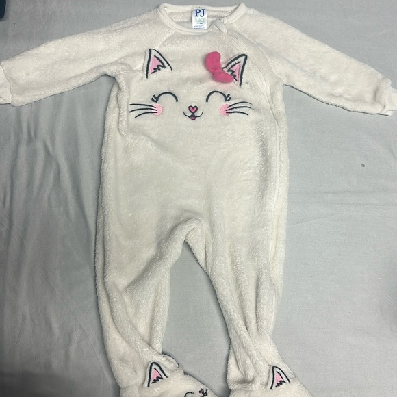 PJ Place - NWT - White and Pink Cat Footies Cozy One Piece romper - Picture 1 of 5